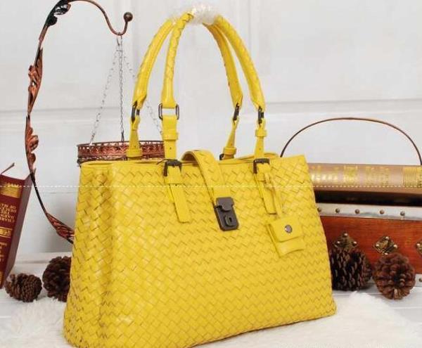 大活躍の新作 BOTTEGA VENETA ボッテガ ブランドコピー ハンドバッグ.　