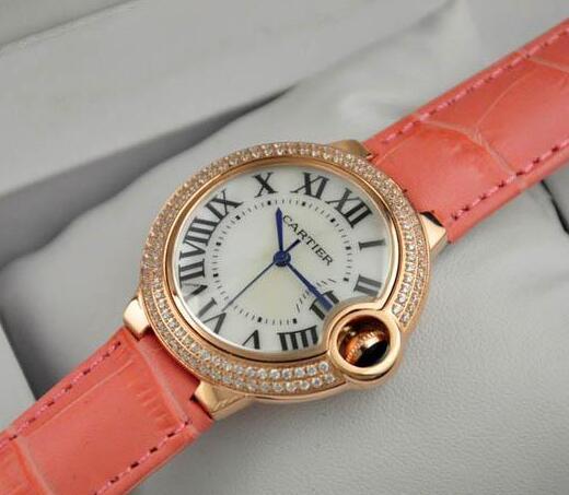 信頼感を感じるCARTIER カルティエ 派手すぎない腕時計　CA162