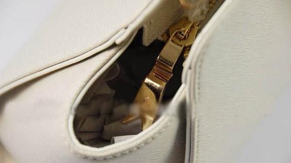 レザー調ステッチVIVIENNE WESTWOOD ヴィヴィアン ウエストウッド女性バッグ 人気ブランド ファスナー2WAY