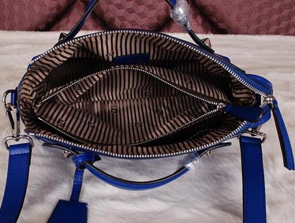 最安値　FENDI フェンディバッグコピー　ショルダーベルト付きレディース ハンドバッグ 