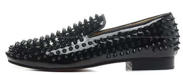 最新作一番人気のクリスチャンルブタンChristian Louboutin　ローラー ボート スニーカー 靴　28638836　スエード スリッポン