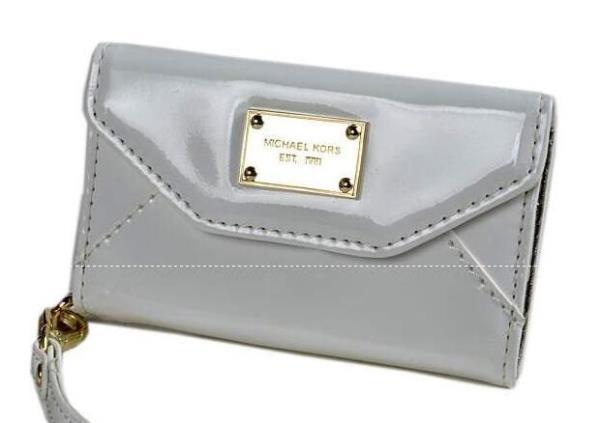 プレート付きMichael Kors　マイケルコース　スーパーコピー デイリーユースに活躍するiPhone 4S 専用携帯ケース