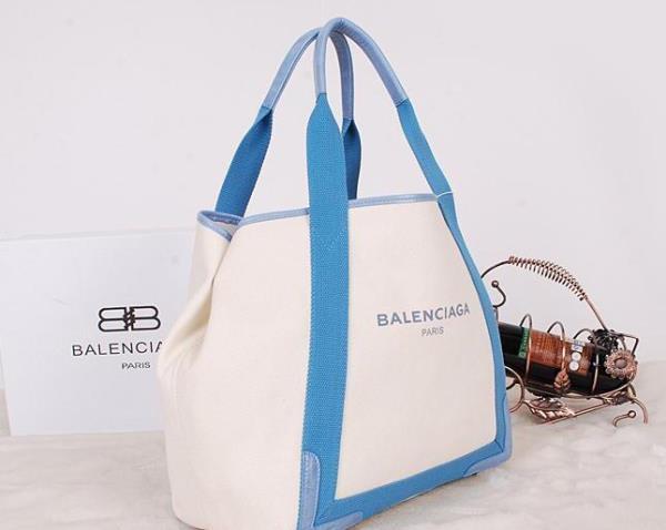 今季のトレンドBALENCIAGAバレンシアガ コピー 激安 流行のハンドバッグ