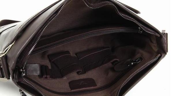 最新トレンドARMANI アルマーニ　バッグ通販 人気　限定販売中バッグ