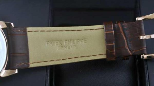 愛着が深まるPATEK PHILIPPE パテックフィリップ 　洗練されたデザイン　自動巻きメンズ腕時計　