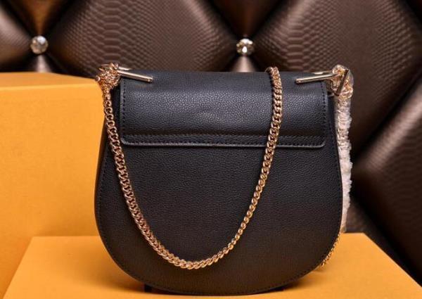 目を引くCHLOE　クロエバッグ 人気 　お手頃な値段ショルダーバッグ　ブラック