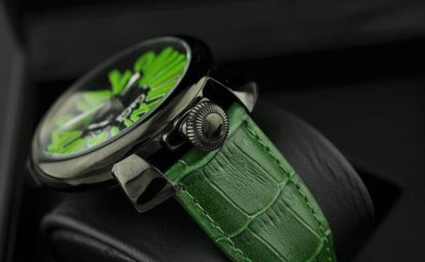 お洒落なガガミラノ GaGa MILANO スリム46MM メンズ 5084.1　格好よい腕時計