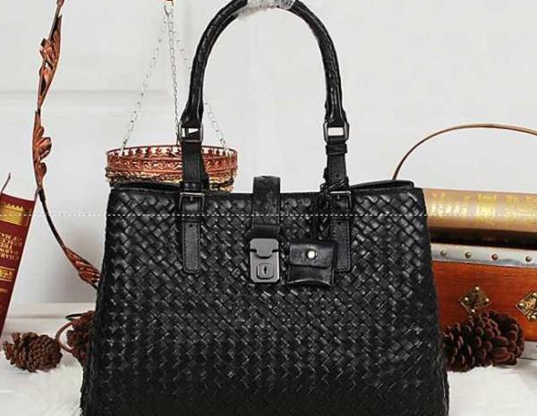 今季セール　BOTTEGA VENETA ボッテガ ブランド  収納力も文句なしバッグブランド 人気