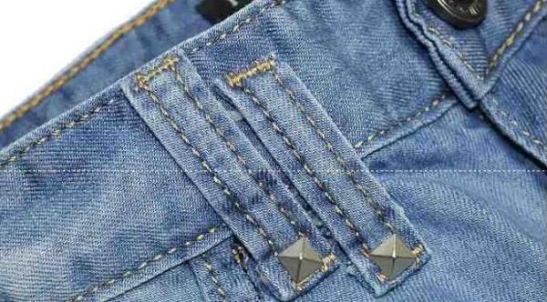 存在感があるPHILIPP PLEIN フィリッププレイン　お洒落なデニムパンツ メンズ