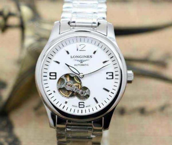 品質が高くLONGINES ロンジン腕時計 メンズ ムーブメント 夜光効果 機械式（自動巻き）腕時計
