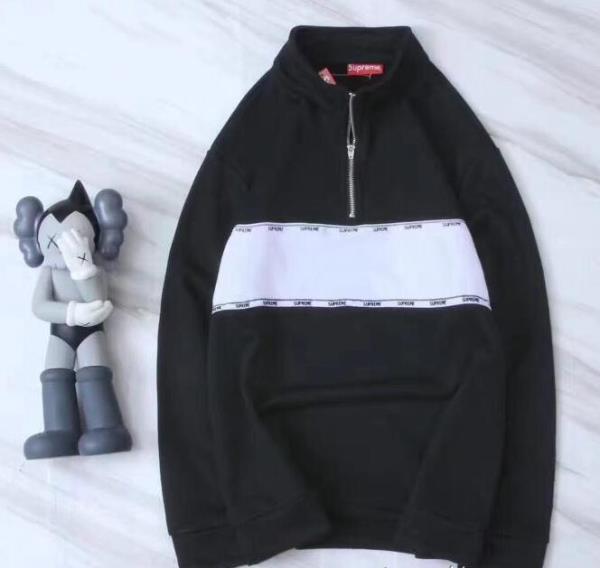 街着としてシュプリームパーカー通販　SUPREME 伸縮性の高いモデル