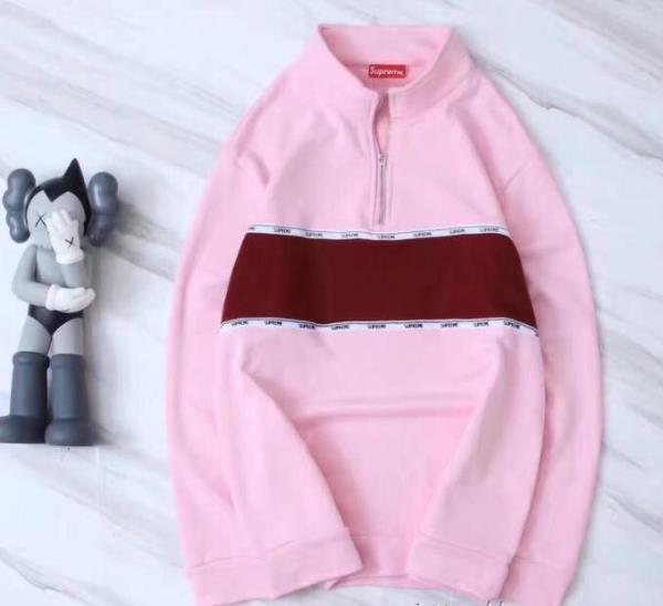 街着としてシュプリームパーカー通販　SUPREME 伸縮性の高いモデル