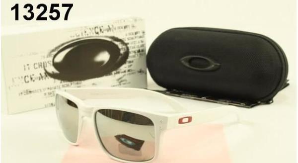 最高品質　オークリーサングラス 人気 OAKLEY 数量限定　新作