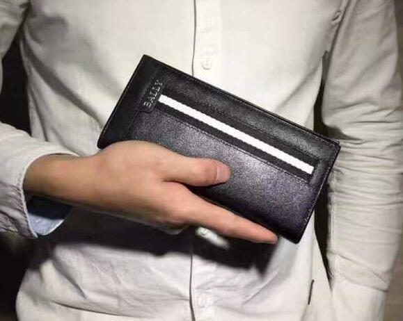 シワ感のある上質なバリー財布新作 BALLY 二つ折り長財布フラップウォレットプレゼント