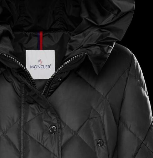 可愛いモンクレールレディースダウンジャケットヴァロゲッテMONCLER VAULOGETTE ダウンアウター裾