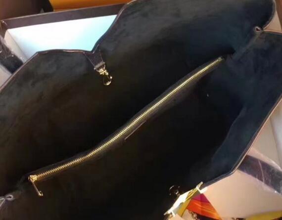 高品質素材を使っているLOUIS VUITTONルイヴィトンコピーの本革のレディースハンドバッグ
