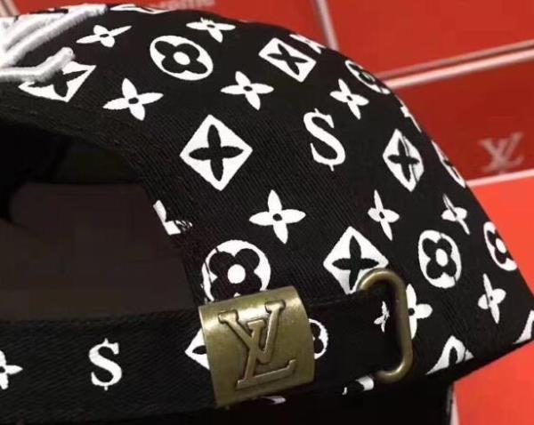 総合ランク高きアイテムのSUPREMEシュプリームスーパーコピーの男女兼用キャップブラック、ピンク、赤色、ホワイト4色～