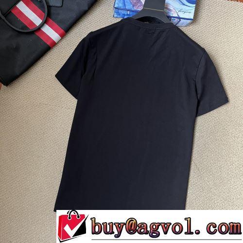人気 ランキング 吸汗速乾 フェンディ偽物ブランド 半袖Tシャツ 2022春夏 肌に馴染みやすい 2色可選