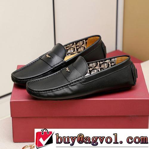 FERRAGAMOスーパーコピー 激安 2022新作 モカシン 大人の雰囲気抜群 存在感のある