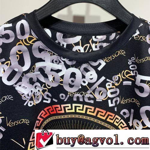 ヴェルサーチスーパーコピー 半袖Tシャツ 吸汗性に優れ 2022春夏 大好評 レイヤード風/重ね着風