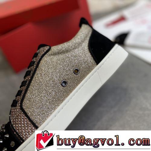 フラットシューズ ファッション 人気 2022新作 CHRISTIAN LOUBOUTINブランド 偽物 通販 大人の雰囲気抜群 クッション加工
