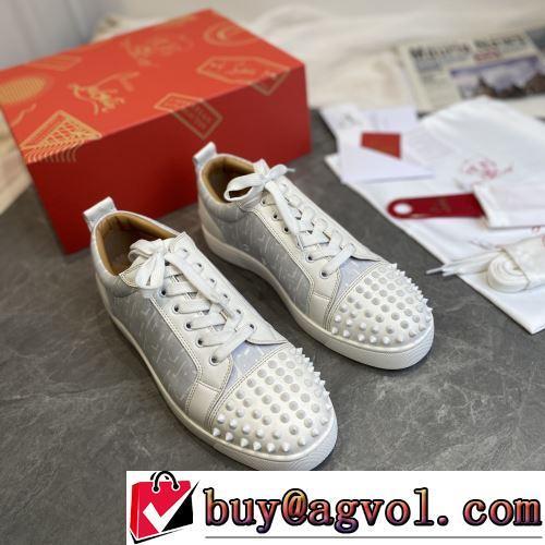 先行販売 2022新作 ナチュラルな素材感 防水機能に優れ CHRISTIAN LOUBOUTINコピー フラットシューズ