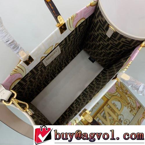 ヴェルサーチスーパーコピー 2色可選 ハンドバッグ レディな魅力を ショルダーベルト付 2022新作 通勤 出張 旅行