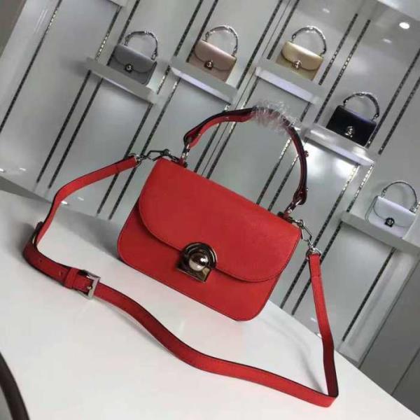 海外セレブ定番愛用プラダバッグレディースコピーPRADA2018SS人気限定商品ショルダーバッグコピー通販
