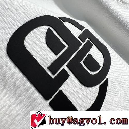 半袖Tシャツ 肌に馴染みやすい スーパーコピー 激安 大人気再登場 2色可選 通気性に優れた 2022新作 お洒落に魅せる