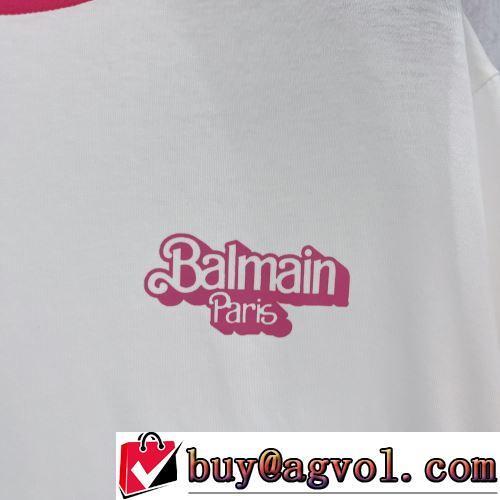 BALMAINブランドコピー 流行に関係なく長年愛用できる 2022新作 大人キレイに仕立てる 通気性に優れた 半袖Tシャツ プリント