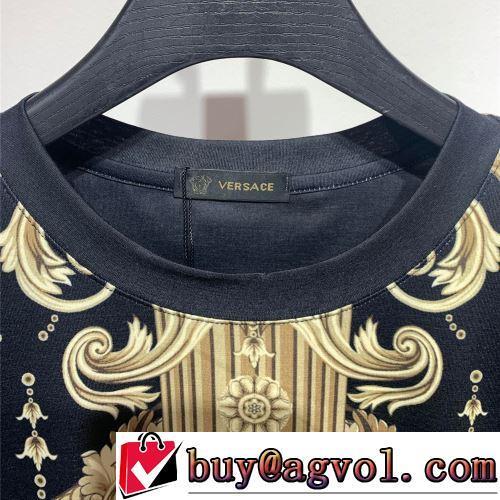 カッコいい印象を付ける 頑丈な素材 2022春夏 個性的なデザ VERSACEコピー 半袖Tシャツ