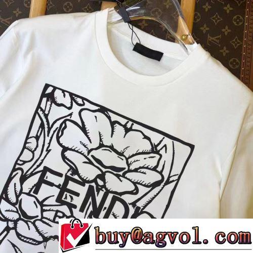 半袖Tシャツ 2022春夏 定番のアイテム 2色可選 FENDIスーパーコピー 激安 暖かみのある肌触り クールビズ
