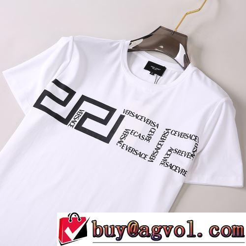 半袖Tシャツ 今買い◎得 オリジナル 3色可選 ヴェルサーチブランドスーパーコピー 2022春夏 ラックスした雰囲気