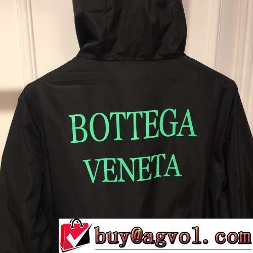 2022新作 シンプルなデザイン 今買い◎得 BOTTEGA VENETAブランドコピー ダスター コート 2色可選