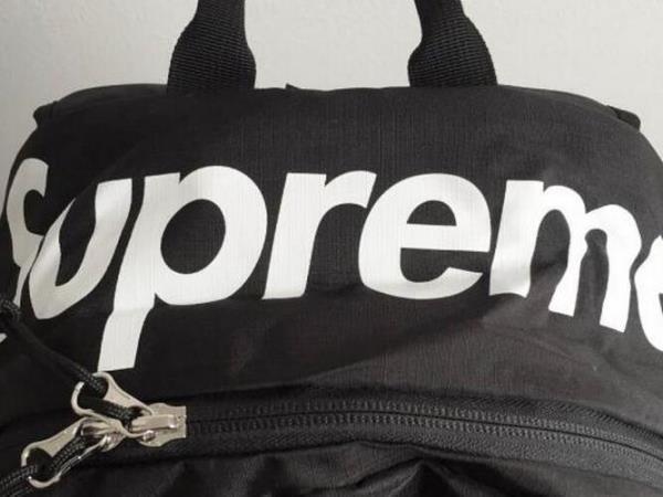  新作　Supreme 16SS Tonal Backpack denier Cordura 　シュプリーム 収納できるトナルバックパック.