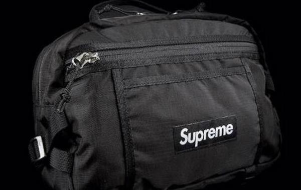 収納性に　Supreme 16SS Tonal Shoulder Bag denier Cordura シュプリーム トナル　耐久性のあるショルダーバッグ.