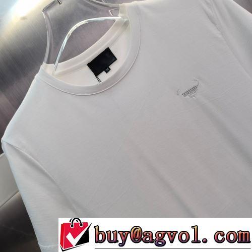 シンプル 吸汗性に優れ 2022春夏 半袖Tシャツ 自然な肌触り 3色可選 PRADAブランドスーパーコピー 雑誌掲載アイテム