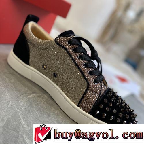 フラットシューズ ファッション 人気 2022新作 CHRISTIAN LOUBOUTINブランド 偽物 通販 大人の雰囲気抜群 クッション加工