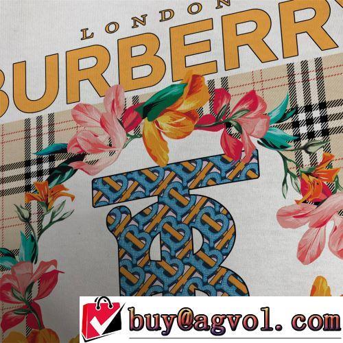 細身のシルエット 3色可選 もっとも高い人気を誇る BURBERRYコピーブランド 2022春夏 半袖Tシャツ 暖かみのある肌触り スタイリッシュな印象