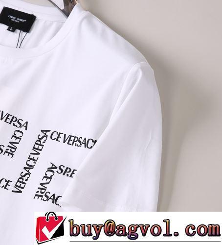 半袖Tシャツ 今買い◎得 オリジナル 3色可選 ヴェルサーチブランドスーパーコピー 2022春夏 ラックスした雰囲気
