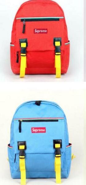 値下げ  supreme スーパーコピー　実用性が高いリュックバッグ.