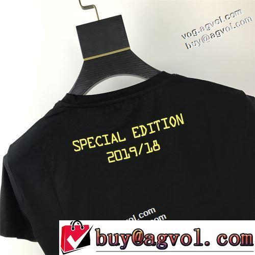 フェンディスーパーコピー 激安 半袖Tシャツ デザイン性の高い ラックスした雰囲気 スタイリッシュな印象 2022新作 2色可選