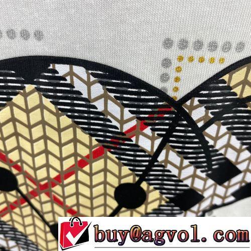 半袖Tシャツ 2色可選 BURBERRY偽物ブランド 2022春夏 スタイリッシュな印象 プリント ラックスした雰囲気