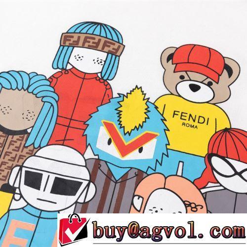ランキング1位 2022春夏 Tシャツ 2色可選 FENDIブランドスーパーコピー 流行に関係なく長年愛用できる カジュアル