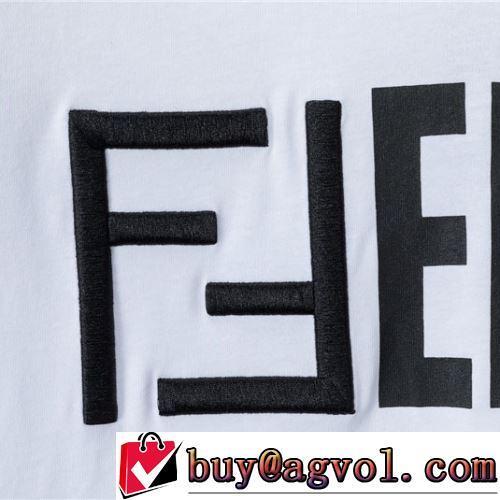 2022春夏しわになりにくい  細身のシルエット 半袖Tシャツ 変わらない人気を誇る FENDIスーパーコピー