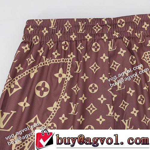 絶妙なルーズ感 数に限りがある ルイ ヴィトンスーパーコピー 2022春夏 ジーンズ 使い回し最高