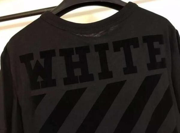 大人にふさわしいデザインOff-White オフホワイト　デザイン性豊か　半袖ブランドシャツ　