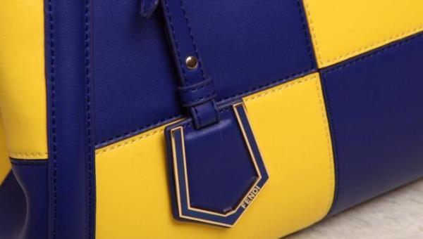 格調高いFENDI 　フェンディ スーパー コピー　 希少なハンドバッグ