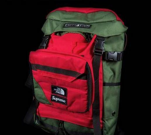 スポーティーな雰囲気Supreme 16SS The North Face Steep Tech Backpack  ノースフェイスティープテク　バックパック.