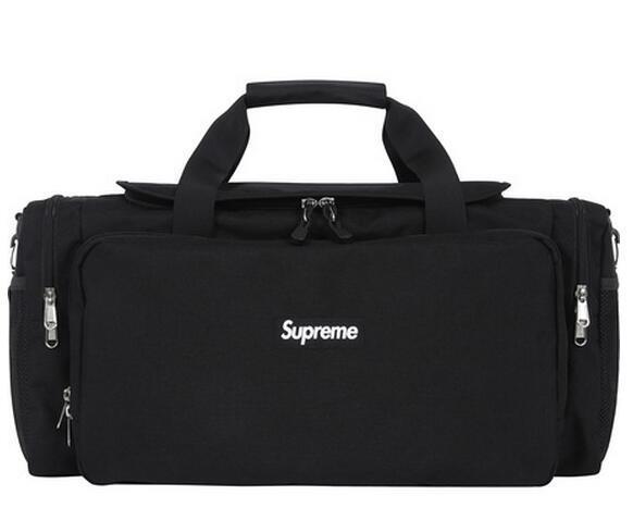 気軽にSupreme シュプリーム  Shoulder Bag　 大評価　ダッフルバッグ .